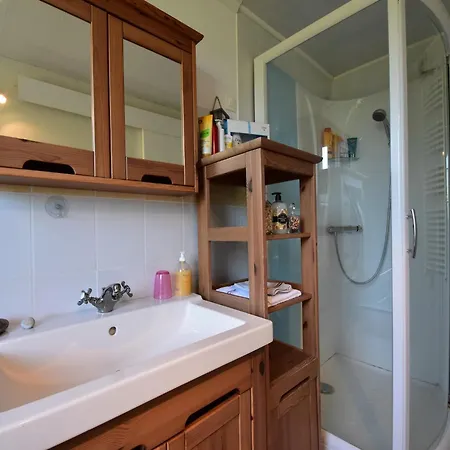Sea View In Fermanville, Cleaning Included 펜션