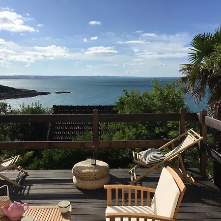Sea View In Fermanville, Cleaning Included Сasa de vacaciones *